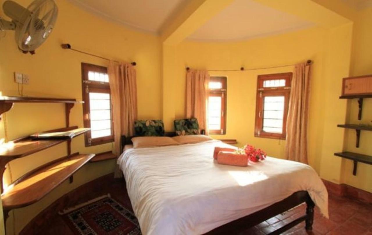 Castle Hotel Pokhara Eksteriør billede