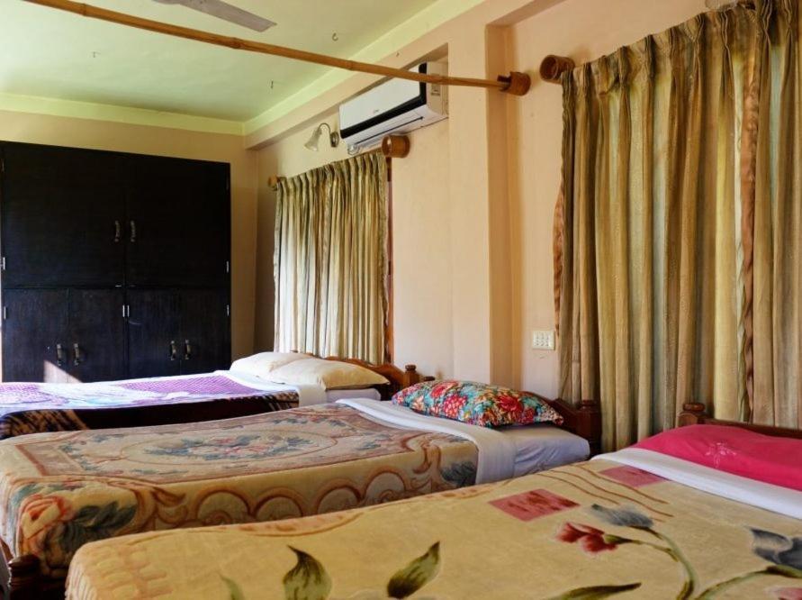 Castle Hotel Pokhara Eksteriør billede